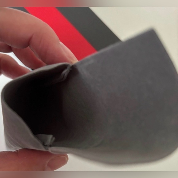 NEW Tumi Gray Jewelry Storage Bag Pouch Case - Picture 3 of 3